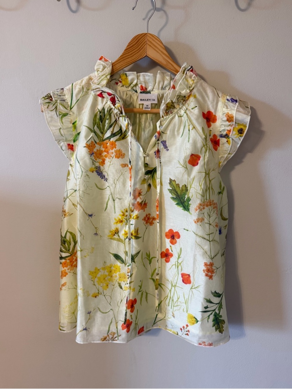 Bailey 44 Cream Floral Tie-Neck Ruffle Sleeve Blouse